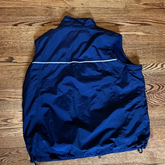 Vineyard Vines Navy Performance Vest - Picture 2 of 6